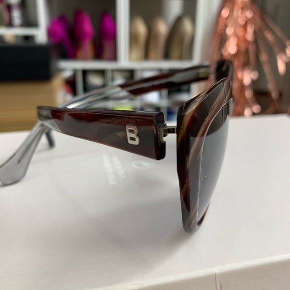 Authentic Balmain Sunglasses - Picture 2 of 7